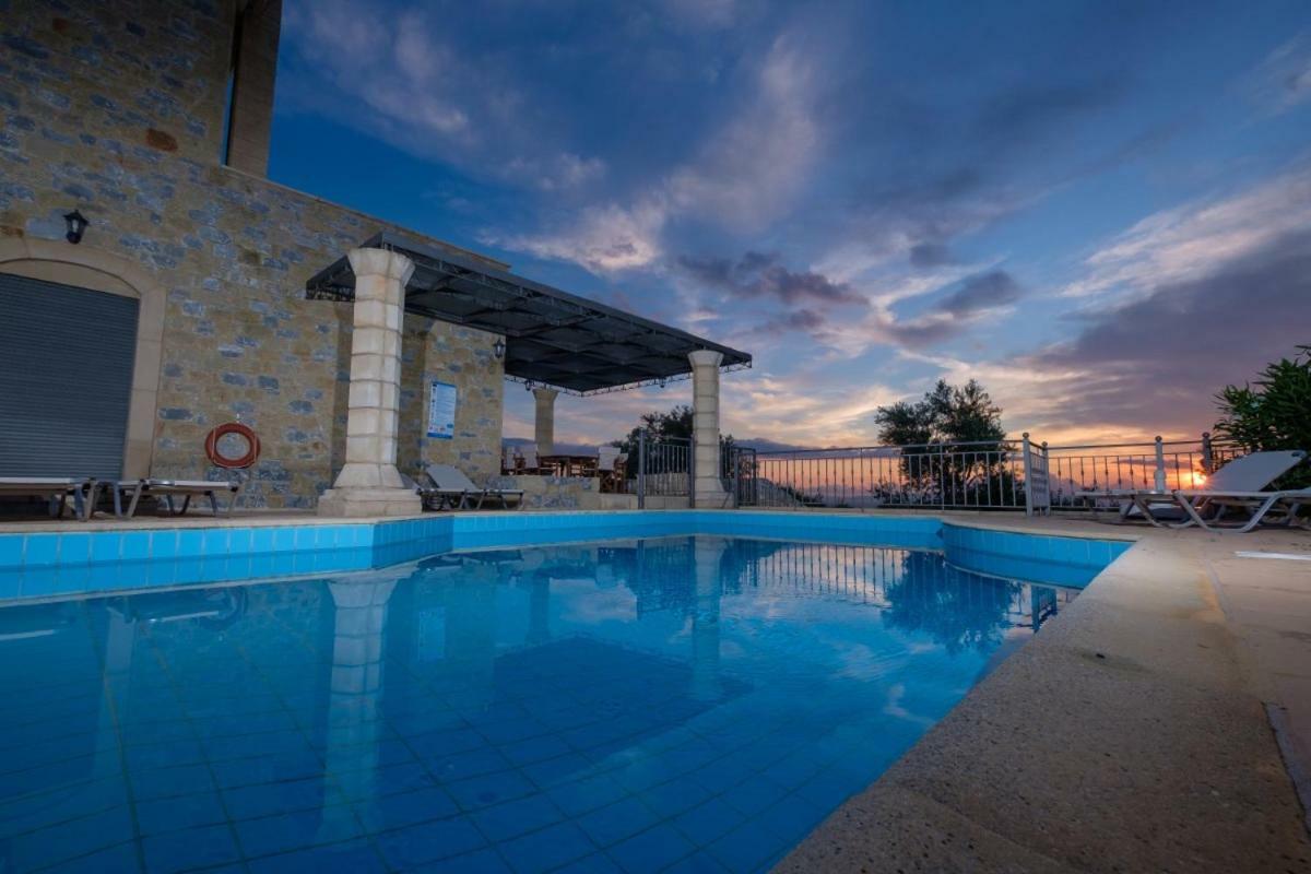 Trochalo Villas Ступа Екстериор снимка