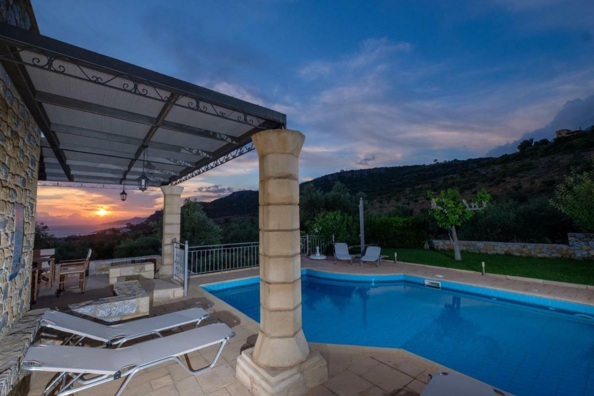 Trochalo Villas Ступа Екстериор снимка